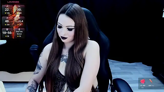 Snapshot of nasty_katty_ chatting on 09.30.25 nasty katty online show from 09.30.25