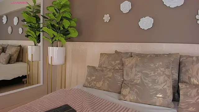 Snapshot of AylinMillerxs chatting on 03.15.25 AylinMillerxs online show from 03.15.25