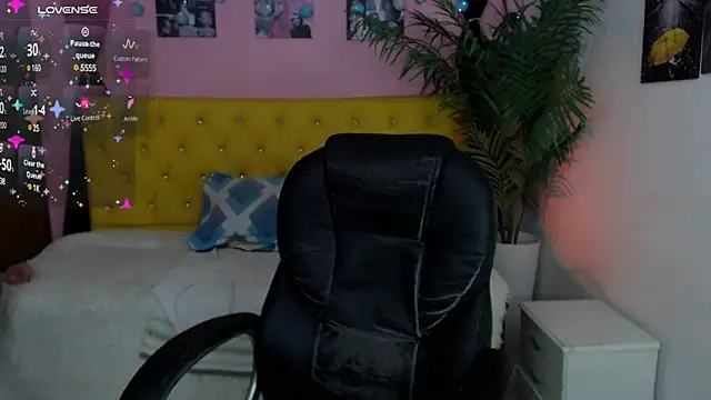 Snapshot of Aidan_twink chatting on 03.11.25 Aidan twink online show from 03.11.25