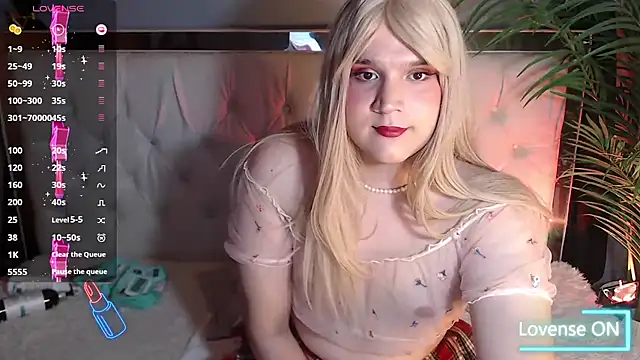 Snapshot of Aidan_twink chatting on 09.20.25 Aidan twink online show from 09.20.25