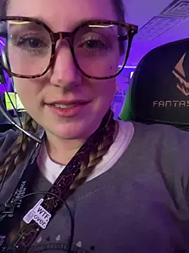 mirannacult online show from 01.06.25