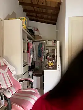  MadiLee  online show from 01.04.25