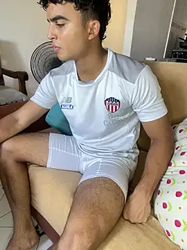 Mentriplex online show from 12.21.24