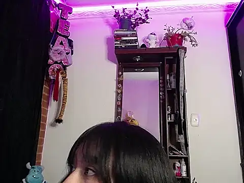 iam valery online show from 02.20.25