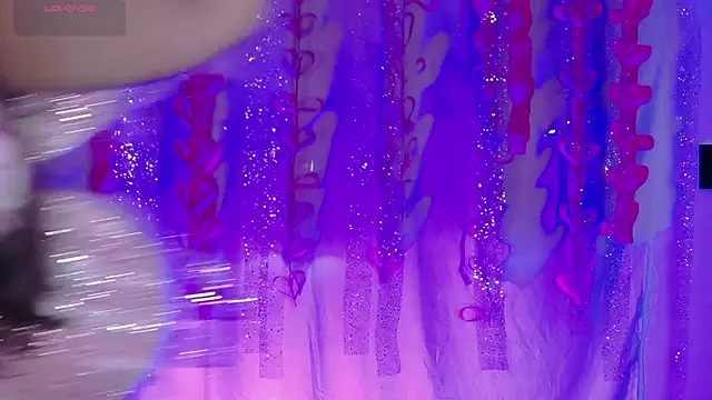 Snapshot of AspenRuss chatting on 02.14.26 AspenRuss online show from 02.14.26