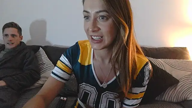 Pollypearson online show from 01.08.25