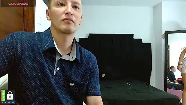 Hot-Couple--18 online show from 12.11.24