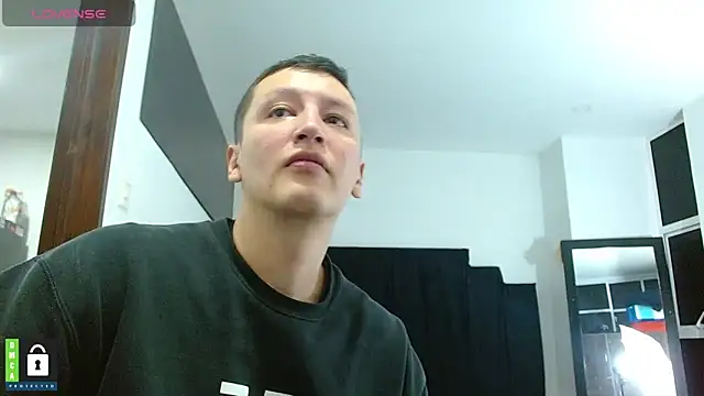 Hot-Couple--18 online show from 12.22.24