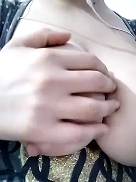 Snapshot of mohra30 chatting on 02.01.25 mohra30 online show from 02.01.25