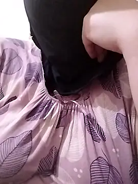 Snapshot of mohra30 chatting on 03.07.25 mohra30 online show from 03.07.25