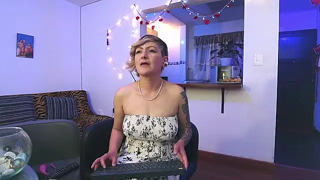 Maria fernandaxxx  online show from 02.21.25