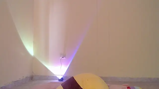  maiahairy  online show from 02.10.25