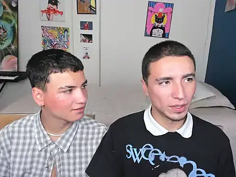 Snapshot of sweet_boys_xx chatting on 01.07.25 sweet boys xx online show from 01.07.25