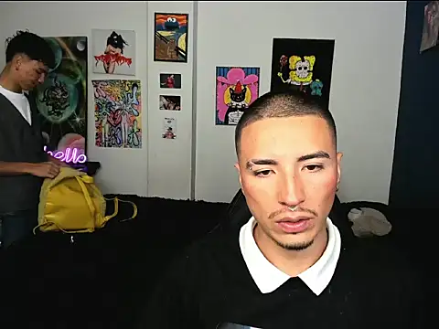 Snapshot of sweet_boys_xx chatting on 10.08.25 sweet boys xx online show from 10.08.25