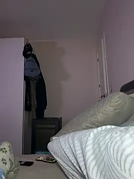 Snapshot of SOFIASWEETSECRETT chatting on 01.17.26 SOFIASWEETSECRETT online show from 01.17.26