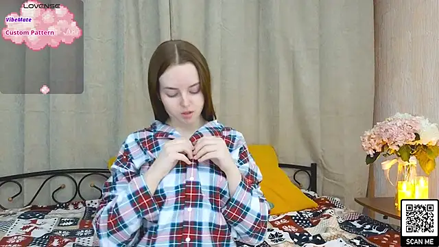 Snapshot of Wild__flowers chatting on 01.07.25 Wild flowers online show from 01.07.25