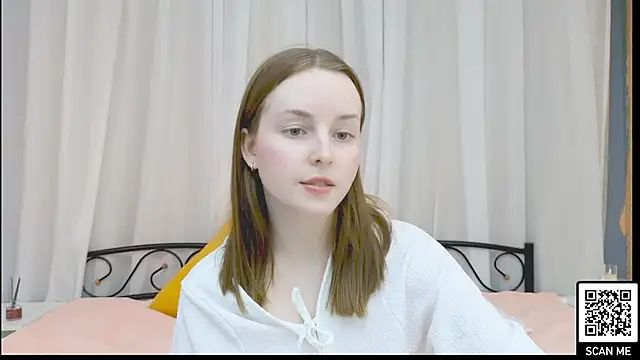 Snapshot of Wild__flowers chatting on 03.05.25 Wild flowers online show from 03.05.25