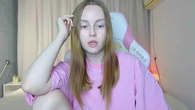 Snapshot of Wild__flowers chatting on 09.28.25 Wild flowers online show from 09.28.25