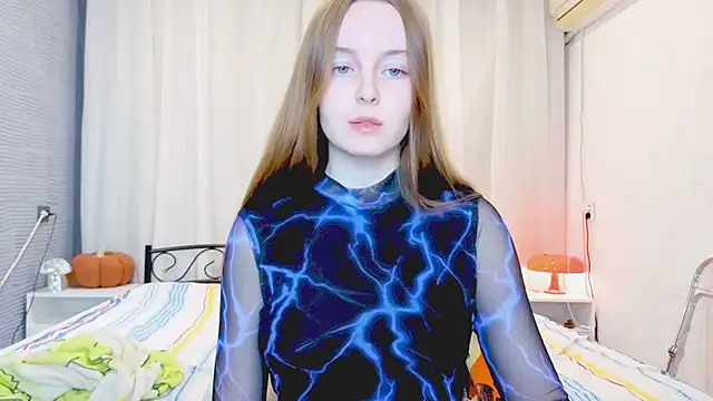 Snapshot of Wild__flowers chatting on 11.12.25 Wild flowers online show from 11.12.25