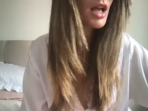 paolajonez online show from 02.27.25