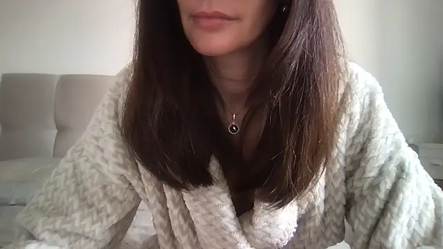 paolajonez online show from 09.17.25