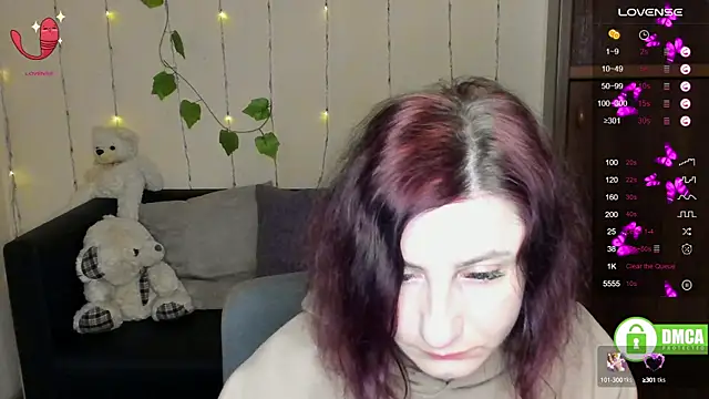 Snapshot of Muse_kitty_jenia chatting on 02.13.25 Muse kitty jenia online show from 02.13.25