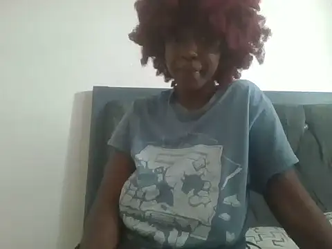 Snapshot of Sexxy_bre chatting on 10.07.25 Sexxy bre online show from 10.07.25