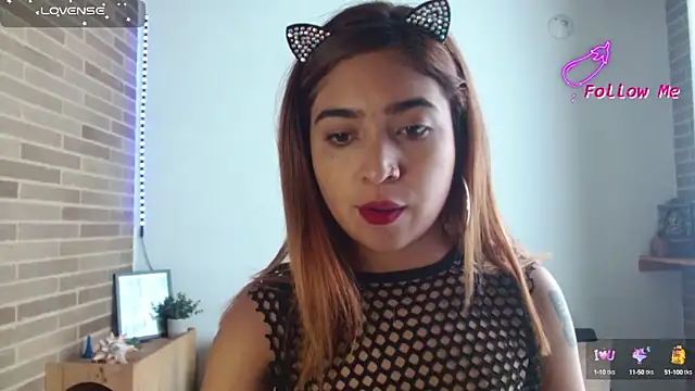 helenacyruss online show from 03.13.25