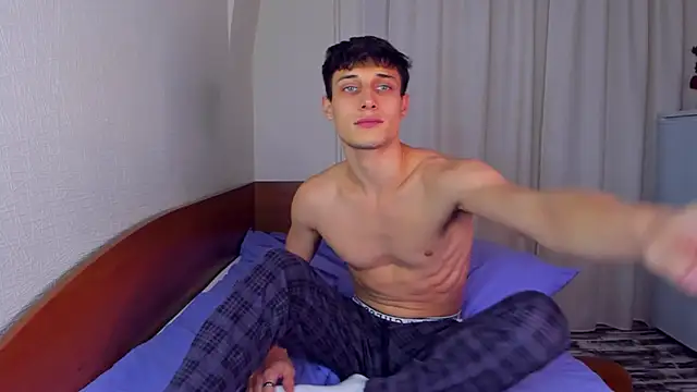 Kent Ross online show from 09.17.25