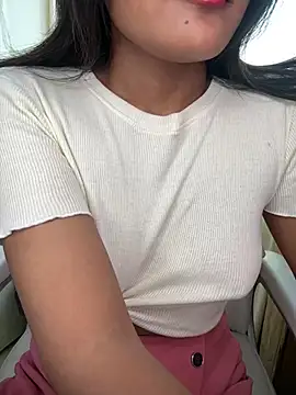 LeisyXO online show from 02.02.25