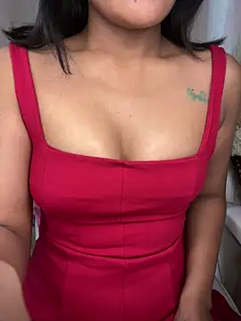 LeisyXO online show from 02.12.25