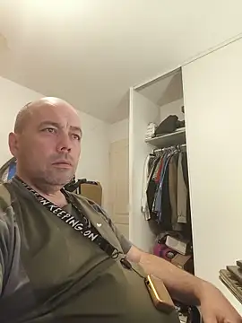 Snapshot of veryverybigdick45 chatting on 05.22.26 veryverybigdick45 online show from 05.22.26