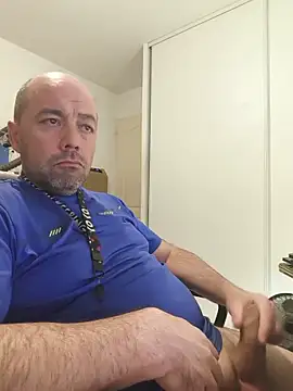 Snapshot of veryverybigdick45 chatting on 05.25.26 veryverybigdick45 online show from 05.25.26