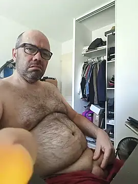 Snapshot of veryverybigdick45 chatting on 05.28.26 veryverybigdick45 online show from 05.28.26