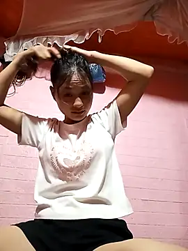 trieungoclnt online show from 09.09.25