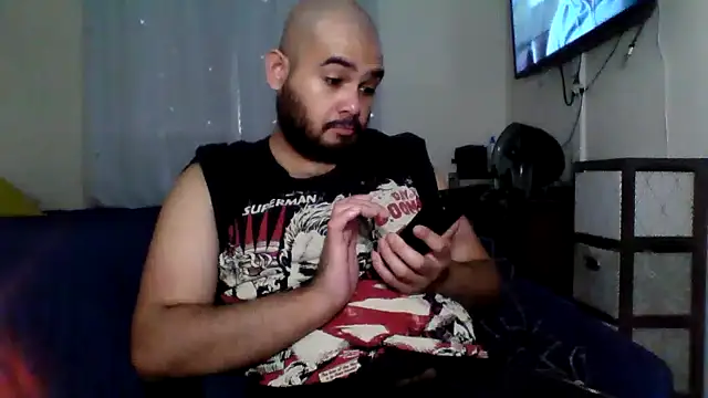 Snapshot of JooveyRose chatting on 12.28.24 JooveyRose online show from 12.28.24