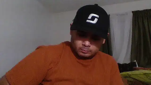 Snapshot of JooveyRose chatting on 10.01.25 JooveyRose online show from 10.01.25