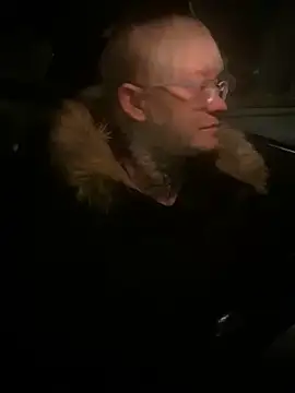 Snapshot of poussichienne chatting on 02.16.26 poussichienne online show from 02.16.26