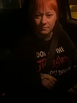 Snapshot of poussichienne chatting on 03.06.26 poussichienne online show from 03.06.26