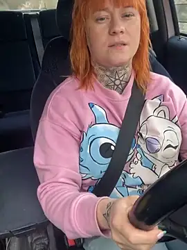 Snapshot of poussichienne chatting on 03.13.26 poussichienne online show from 03.13.26