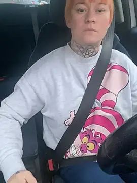 Snapshot of poussichienne chatting on 03.16.26 poussichienne online show from 03.16.26