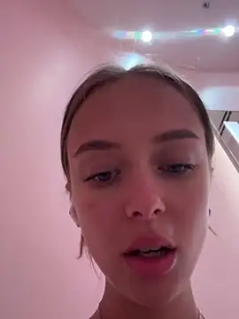 Snapshot of enjoy_my_beauty chatting on 02.07.25 enjoy my beauty online show from 02.07.25