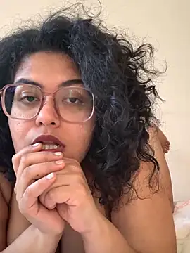 Curvydesifromgermany online show from 02.03.25