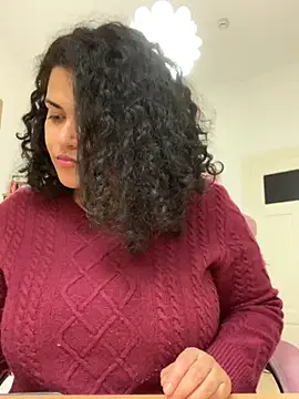 Curvydesifromgermany online show from 10.10.25