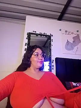 Snapshot of Alezapark chatting on 04.25.26 Alezapark online show from 04.25.26