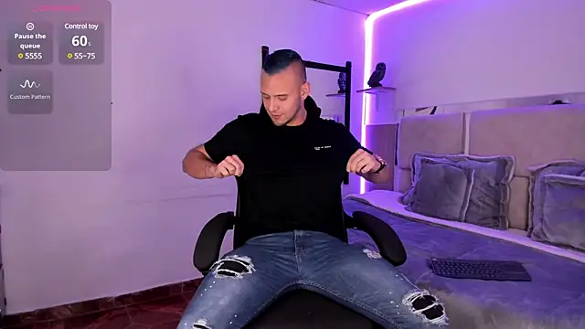 Snapshot of Damon_Bakert chatting on 02.13.25 Damon Bakert online show from 02.13.25