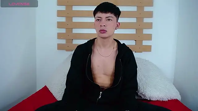 Steev Novoa online show from 01.31.25