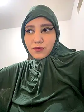 hannahayat online show from 10.27.25