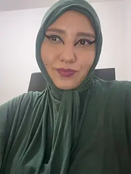 hannahayat online show from 11.23.25