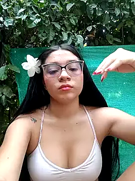 -VICKKY online show from 02.19.25